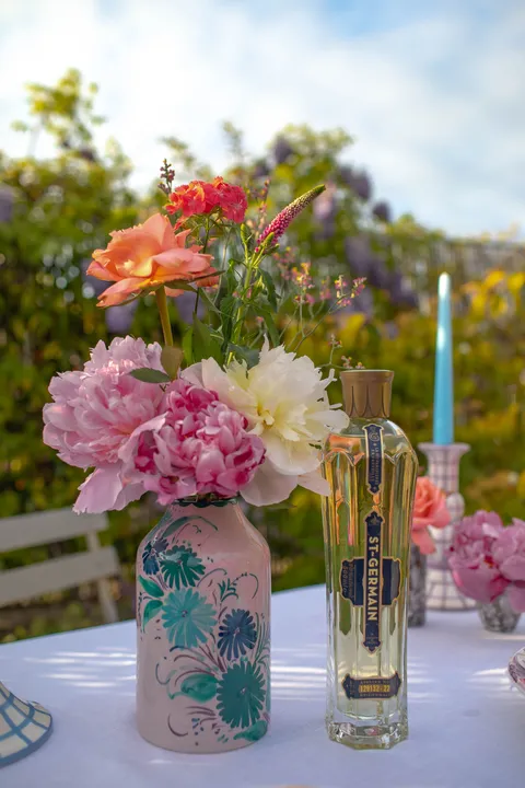 VIVE L'APÉRITIF!  ST-GERMAIN AND VAISSELLE LAUNCH LIMITED-EDITION APÉRITIF EDIT 